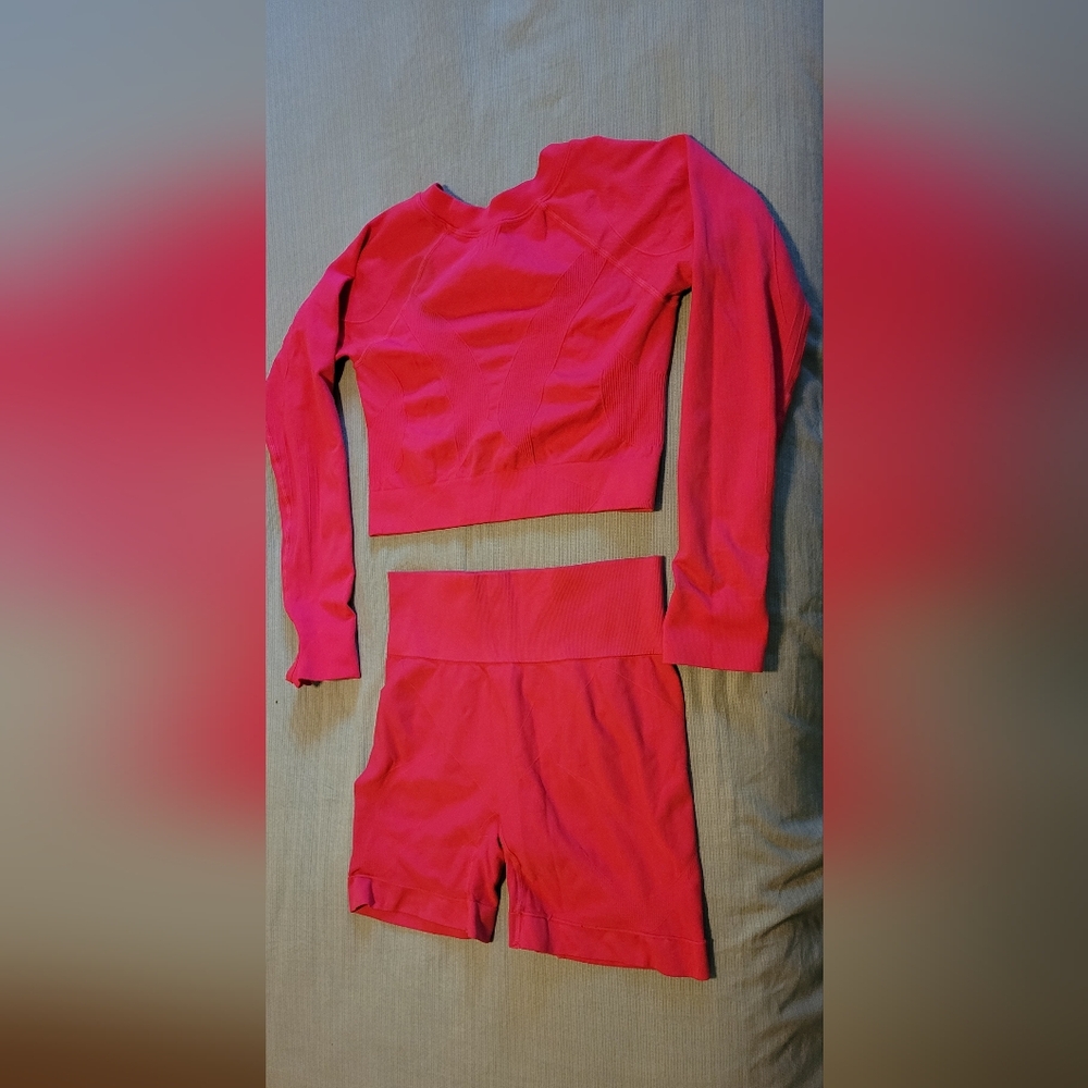 Hot pink workout set